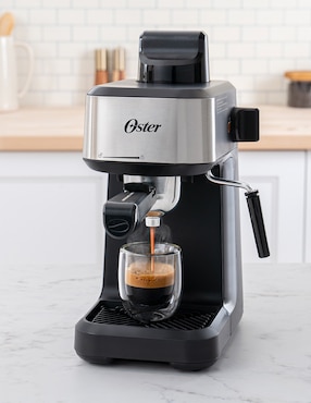 Cafetera espresso Oster