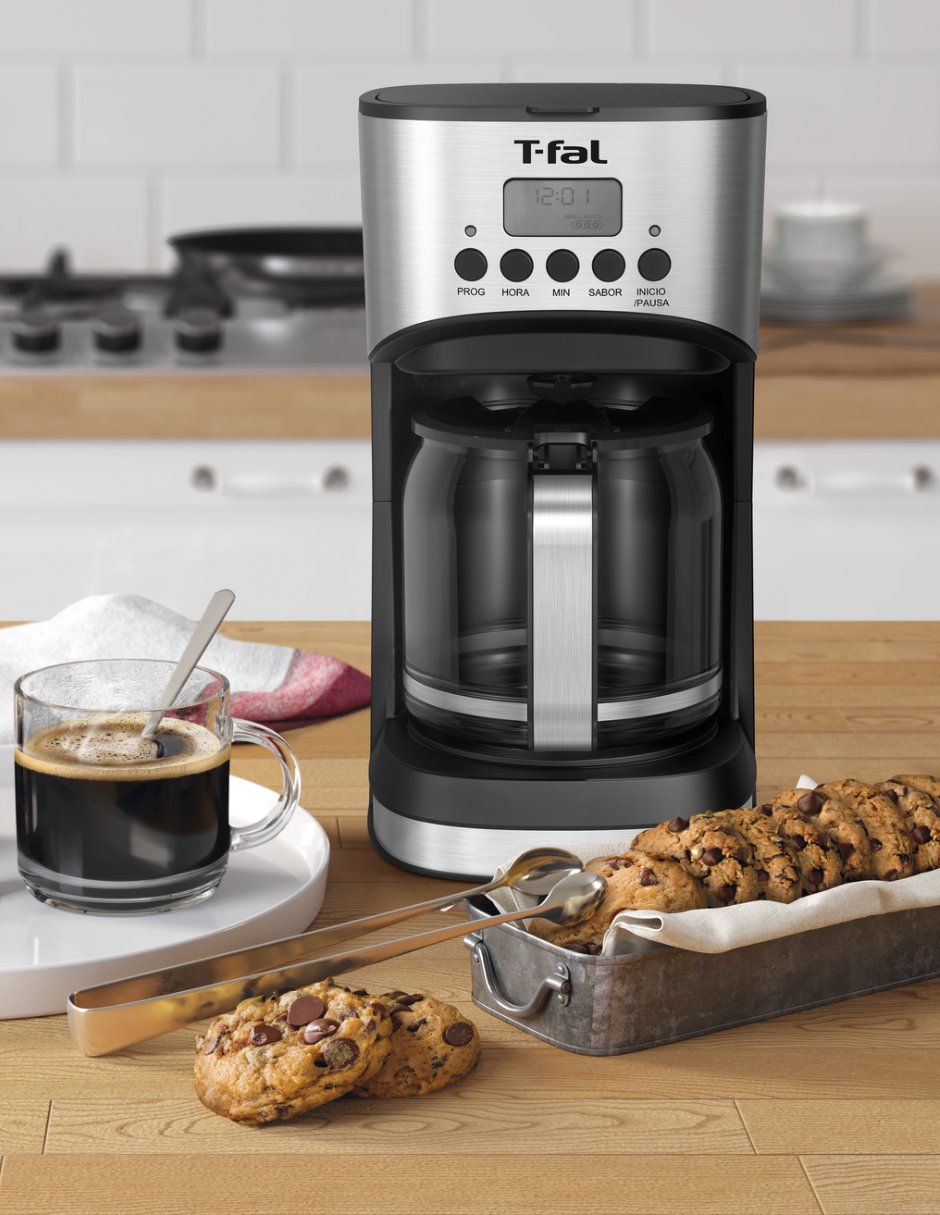 Cafetera de goteo CM771D55 2